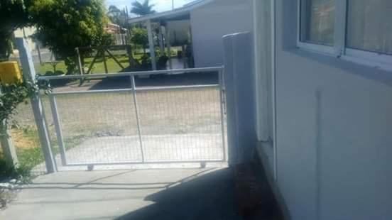 Kitnet K1 Em Torres-Rs - Na Mais Bela Praia Gaucha - Cozinha - Banheiro - Ar Condicionado - Smart Tv 32' - Wi-Fi - Anfitria Superhost No Bnb Kültér fotó