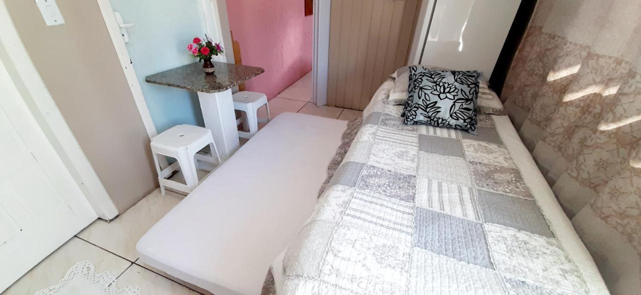Kitnet K1 Em Torres-Rs - Na Mais Bela Praia Gaucha - Cozinha - Banheiro - Ar Condicionado - Smart Tv 32' - Wi-Fi - Anfitria Superhost No Bnb Kültér fotó